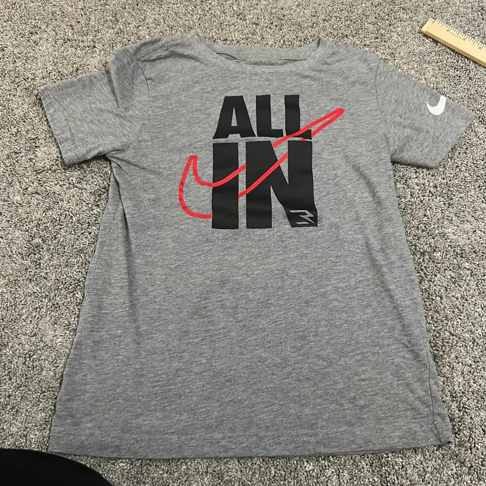 Nike Boys All In T Shirt size Medium